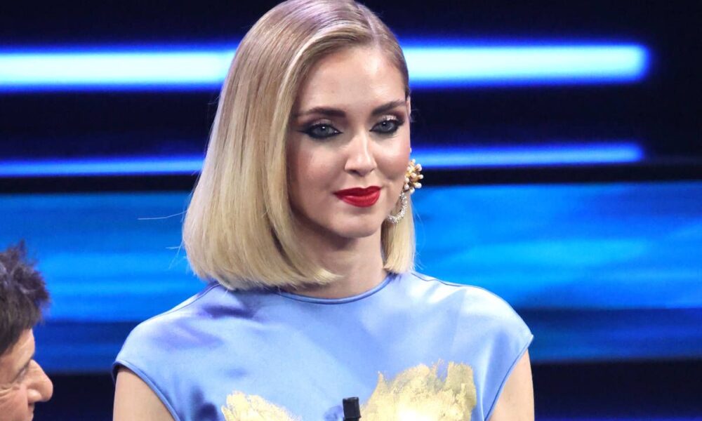 Sanremo 2025, Chiara Ferragni fugge dall’Italia: “Buon Sanremo a chi festeggia”