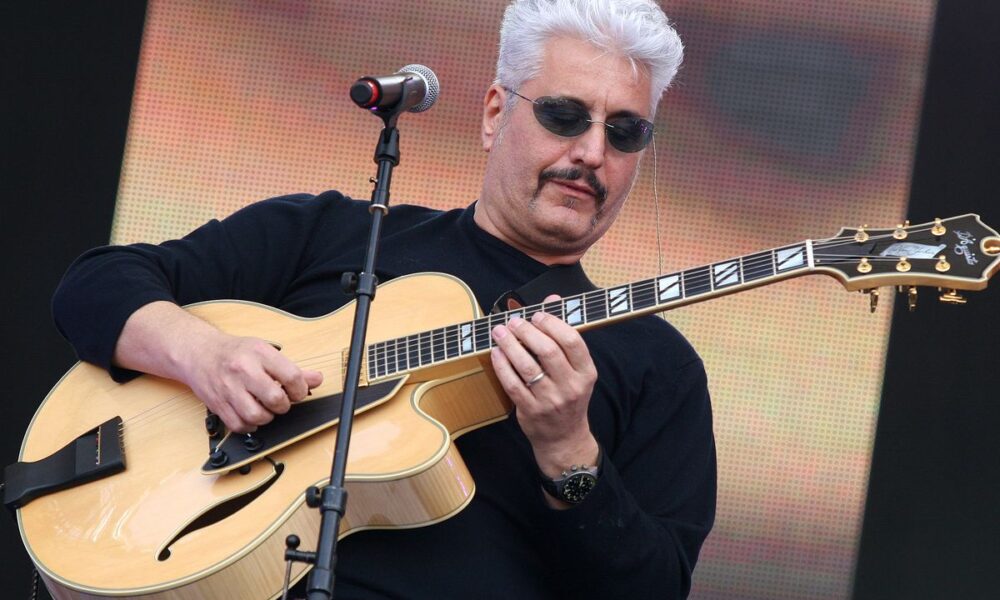 Concerto tributo a Pino Daniele finisce nella bufera: “Non pensato per il popolo”